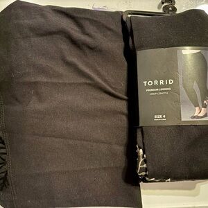 48- bundle 2 pairs Torrid leggings